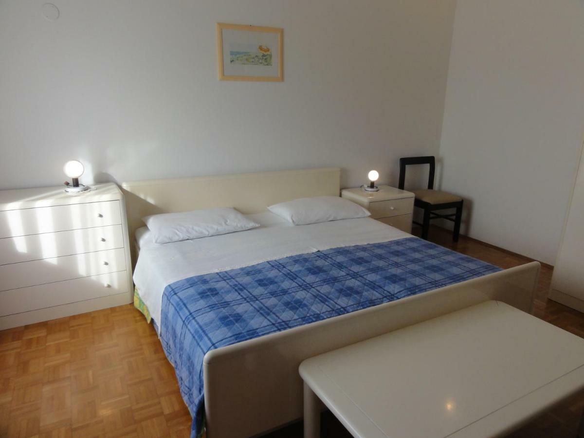 Nice And Cozy Apartment Ferry In Medulin Exteriör bild