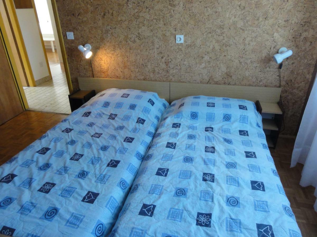 Nice And Cozy Apartment Ferry In Medulin Exteriör bild